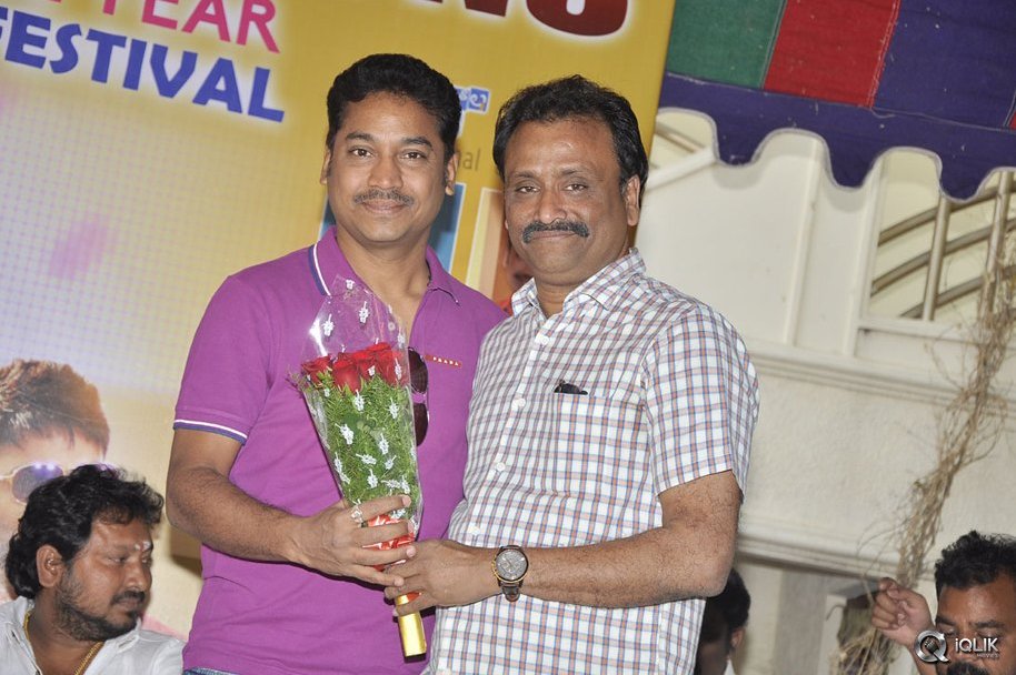 Dasari-Appreciates-Krishnamma-Kalipindi-Iddarini-Team